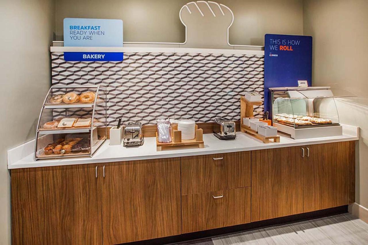 Holiday Inn Express Hotel & Suites Pensacola-West Navy Base By Ihg Beach Haven Luaran gambar